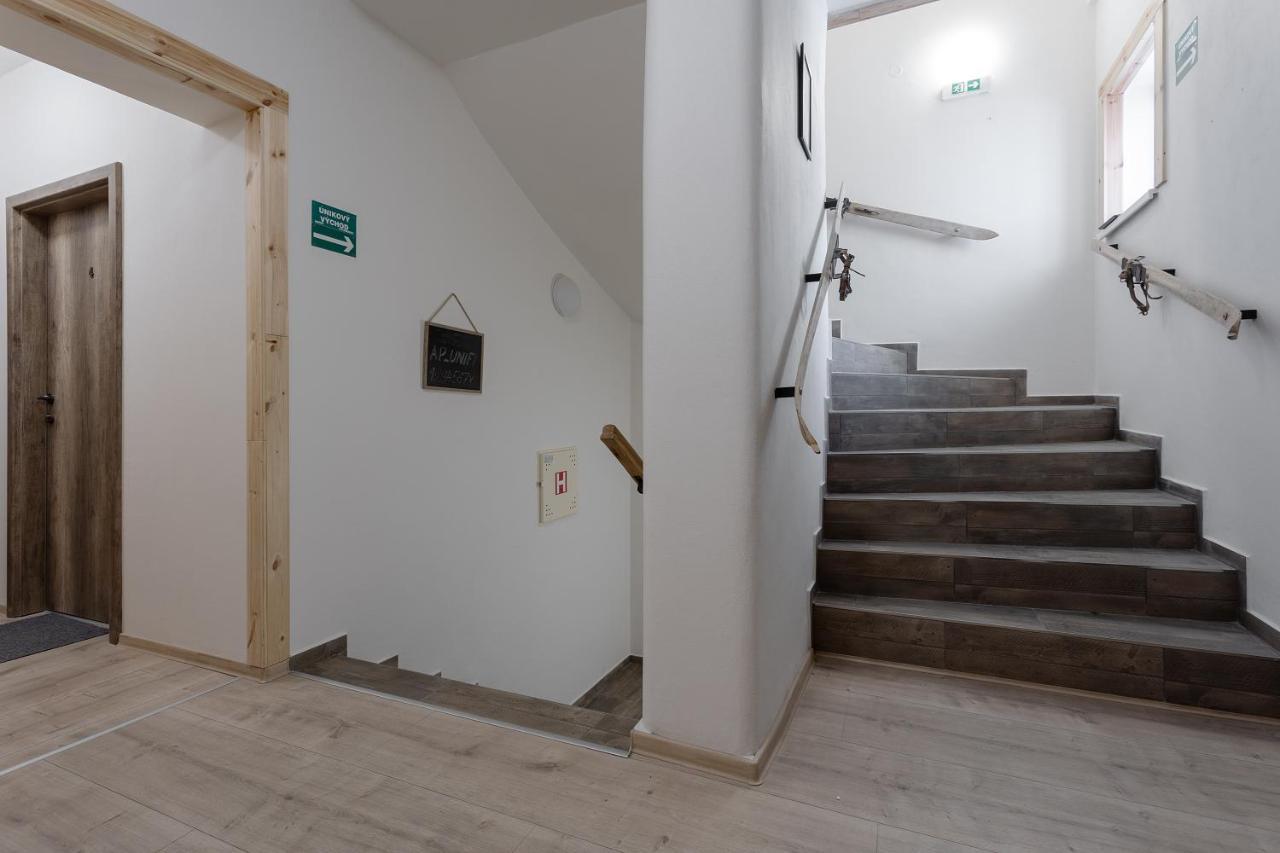 Apartmány Vlevo&Dole Rokytnice nad Jizerou Exterior foto
